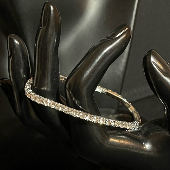 Francesca - Beautiful Dazzling Cubic Zirconia Chain Ankle - Picture 8 of 8